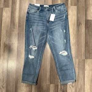 NWT VERVET Mid Wash Distressed "Stretch Boyfriend" Cuffed Jeans (32)